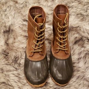 Khombu duck boots